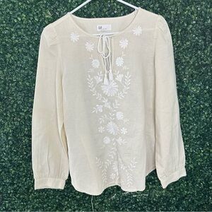 Gap Embroidered Tie-Front Top in Linen Blend Long Sleeve Embroidered Size M
